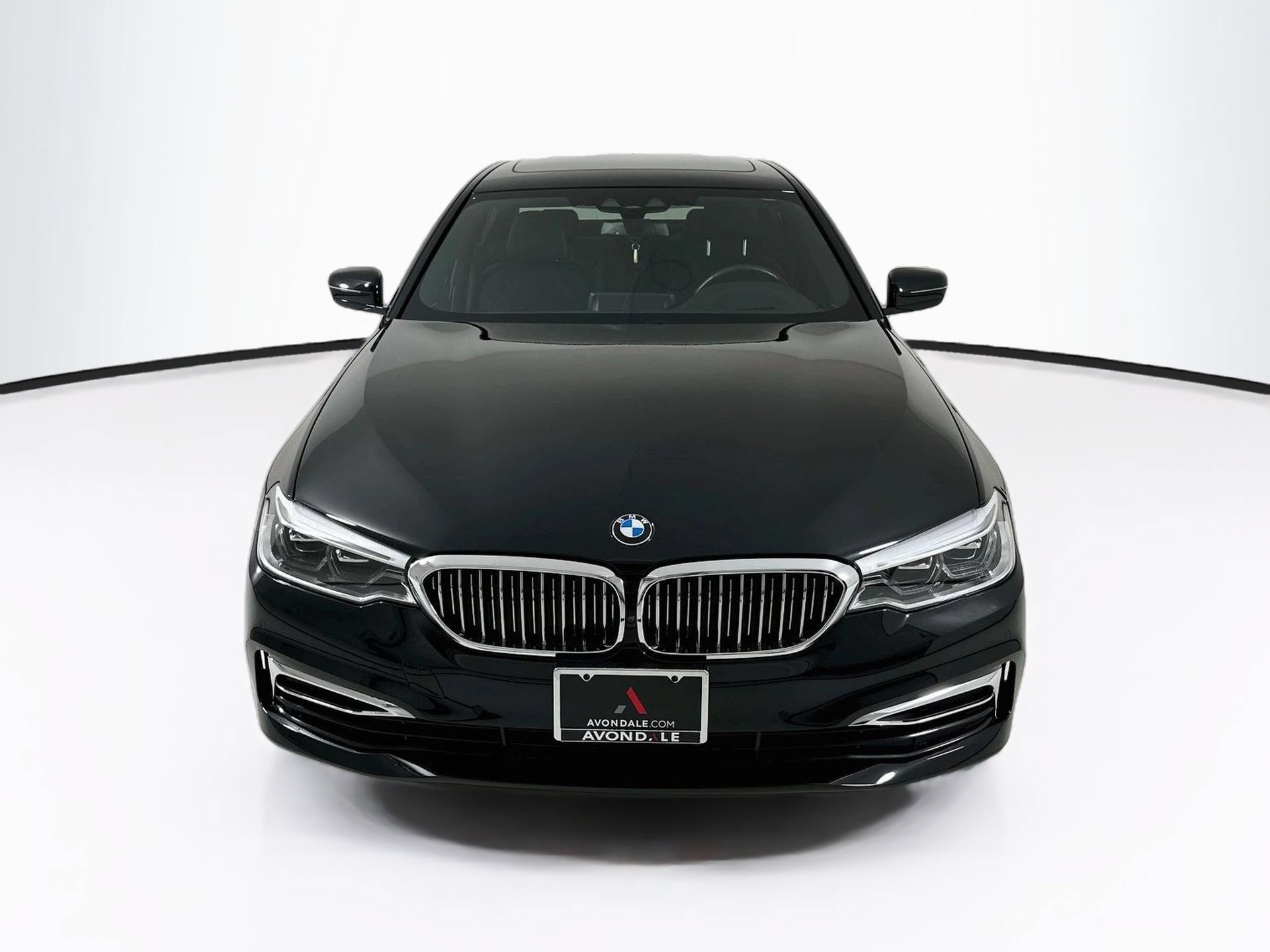Used 2020 BMW 530i w/ Premium Package RWD image 2