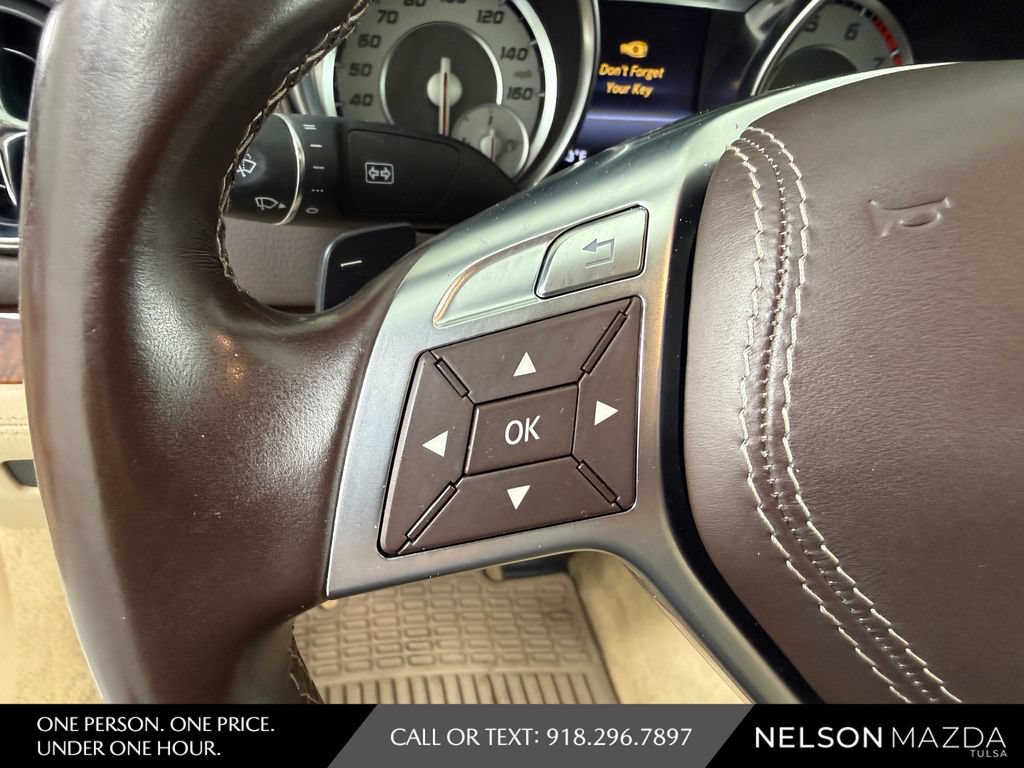 Used 2014 Mercedes-Benz SL 550 image 25