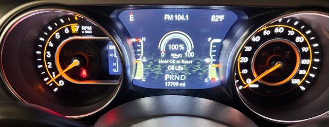 Used 2023 Jeep Gladiator Sport AWD/4WD image 13