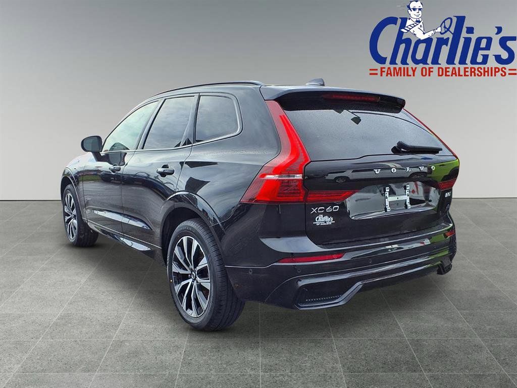 Used 2024 Volvo XC60 B5 Plus image 5