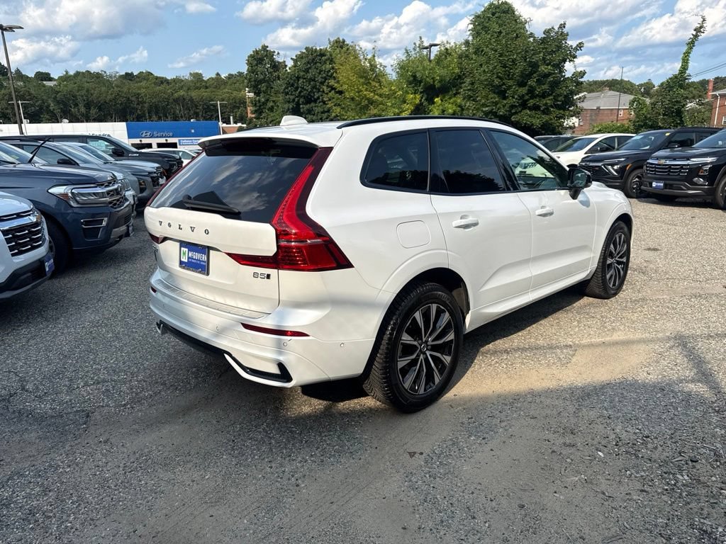 Used 2024 Volvo XC60 B5 Plus w/ Protection Package Premier AWD/4WD image 7