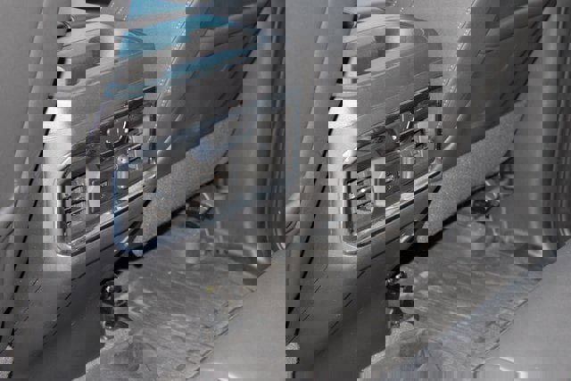 Used 2021 GMC Sierra 1500 SLT image 18