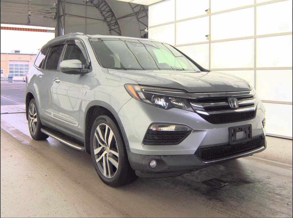 Used 2017 Honda Pilot Elite image 6