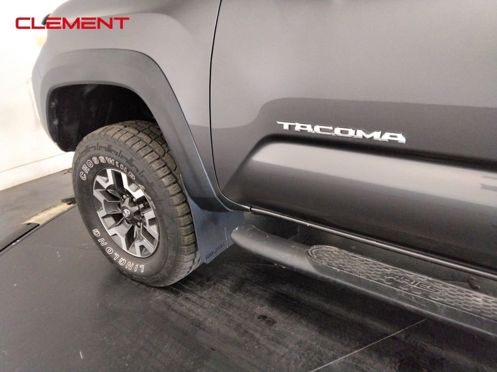 Used 2018 Toyota Tacoma TRD Off-Road image 34