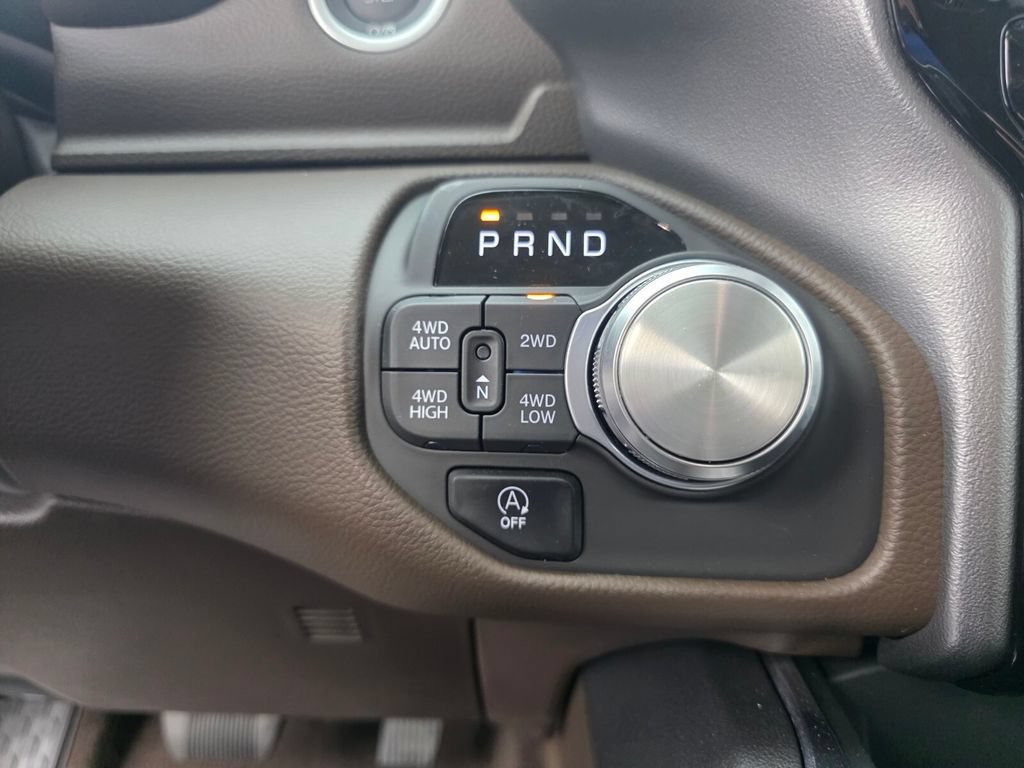 Used 2026 RAM 1500 Laramie AWD/4WD image 23