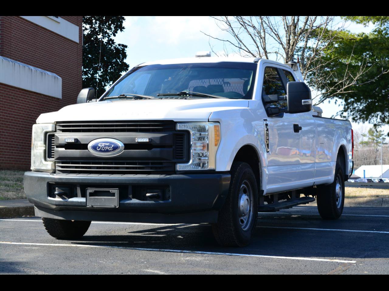 Used 2017 Ford F250 XL w/ Power Equipment Group RWD image 1