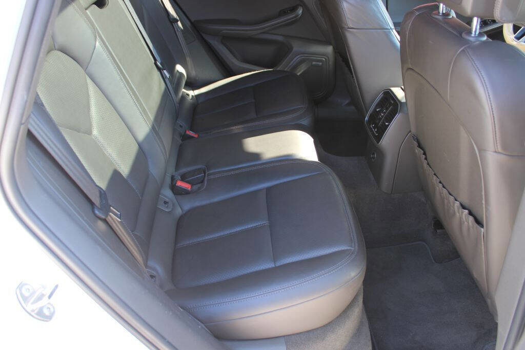 Used 2016 Porsche Macan S image 15