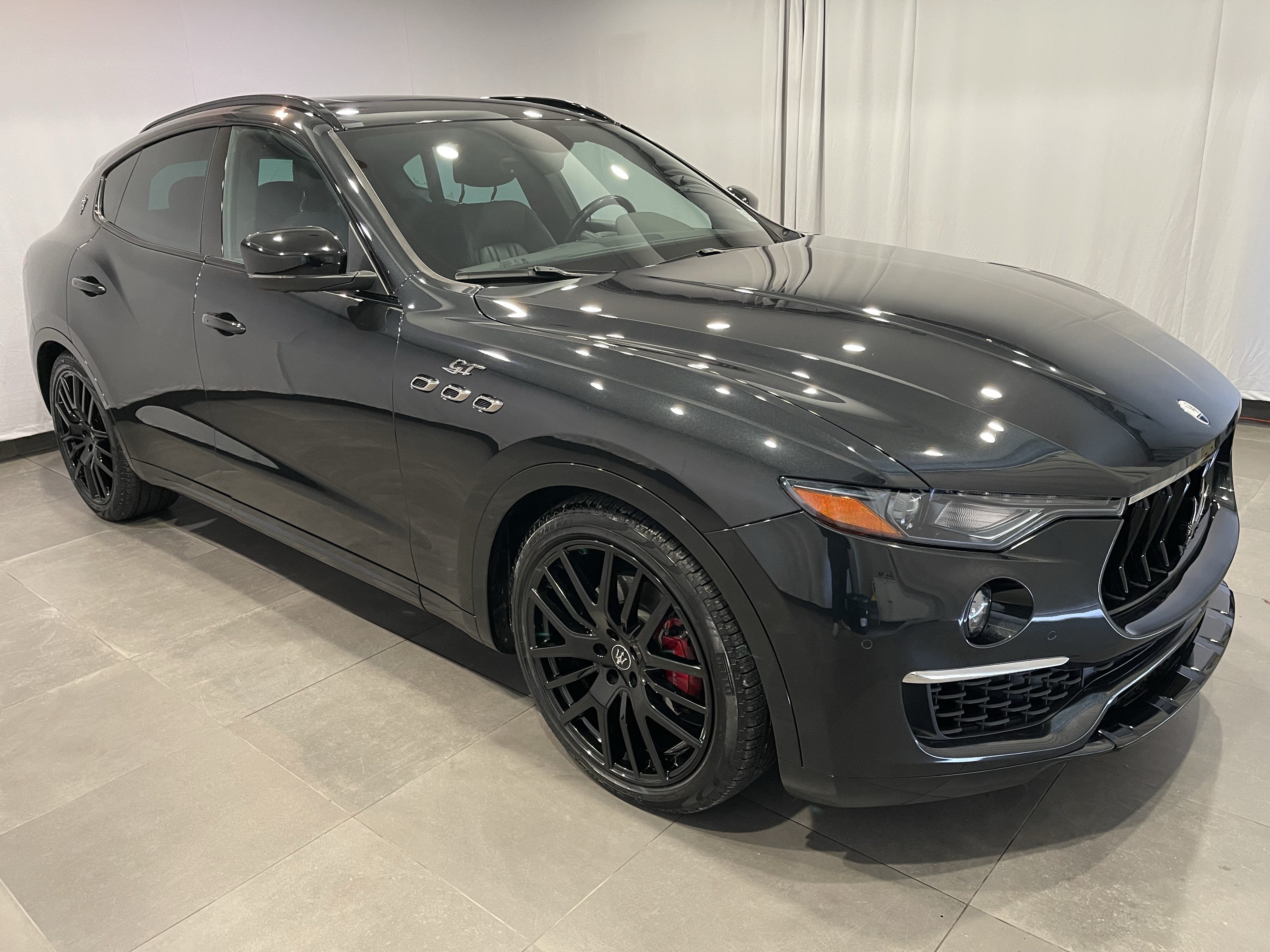 Used 2022 Maserati Levante GT AWD/4WD image 3