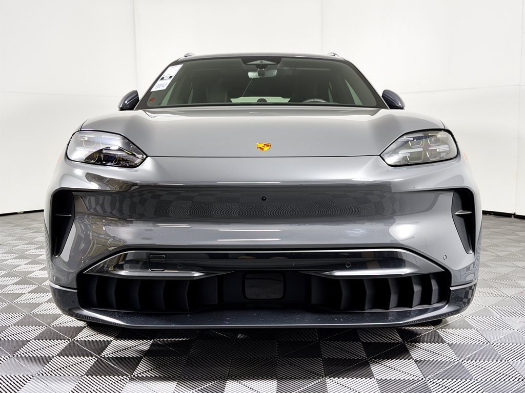 New 2026 Porsche Cayenne Electric AWD/4WD image 6