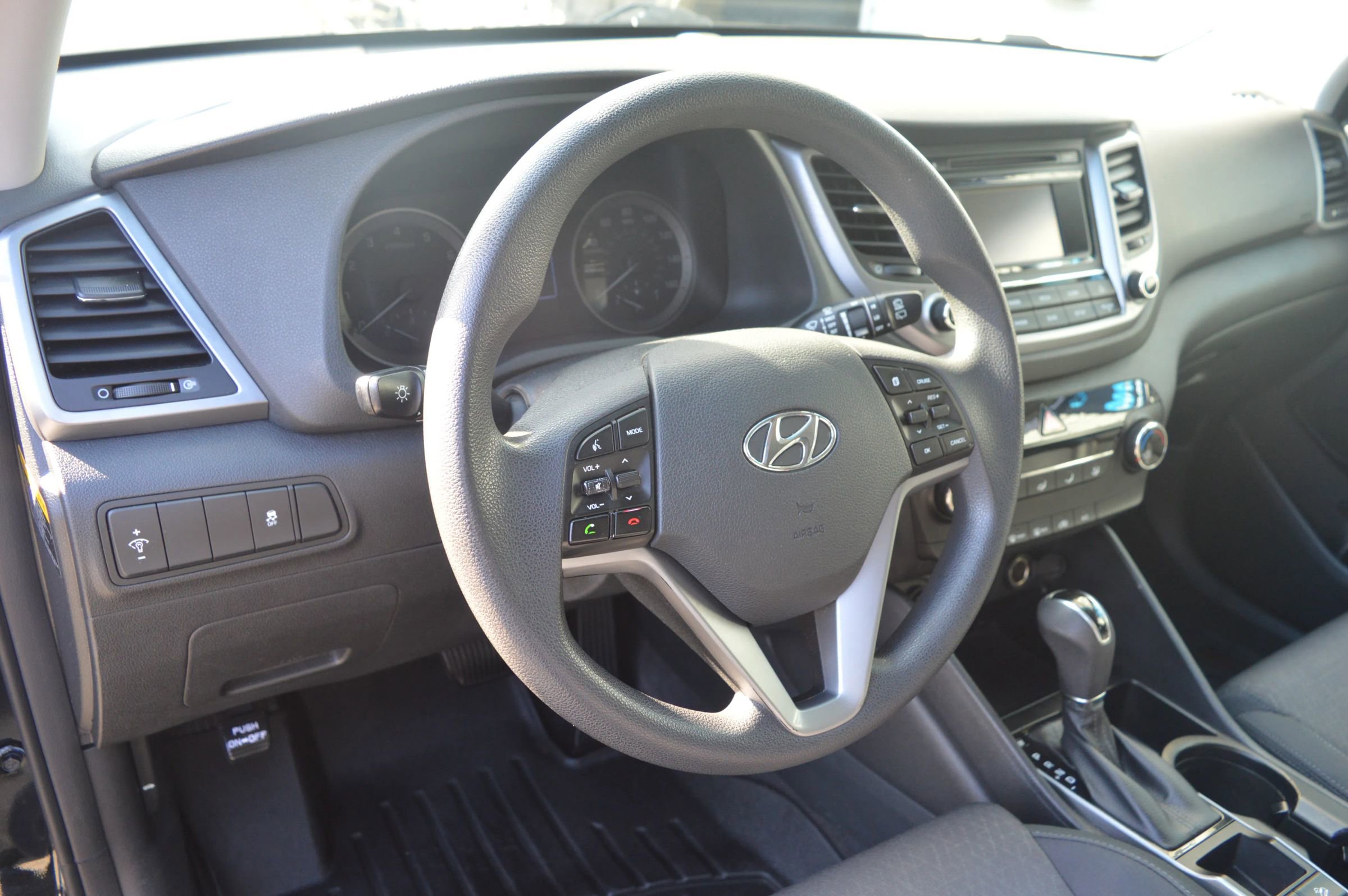 Used 2017 Hyundai Tucson Eco w/ Cargo Package AWD/4WD image 28