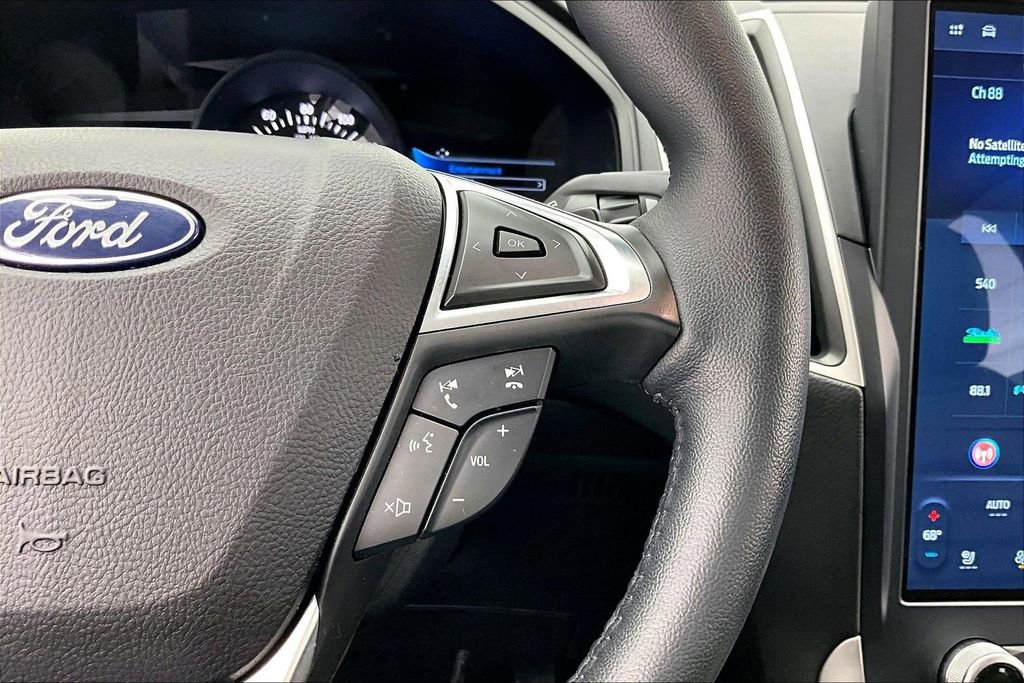 Certified 2024 Ford Edge SEL w/ Convenience Package AWD/4WD image 19