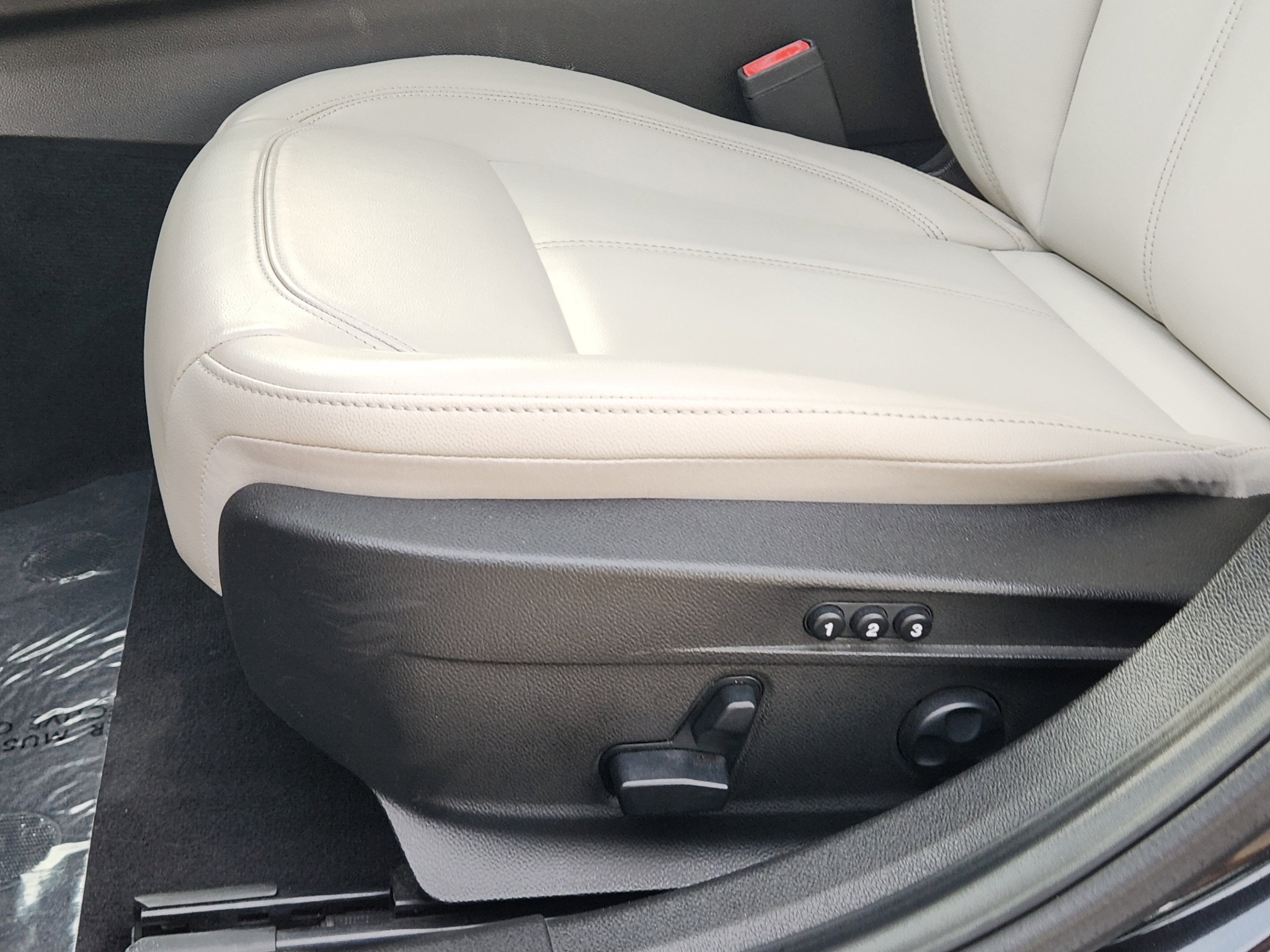 Used 2019 Alfa Romeo Giulia w/ Nero Edizione RWD image 19