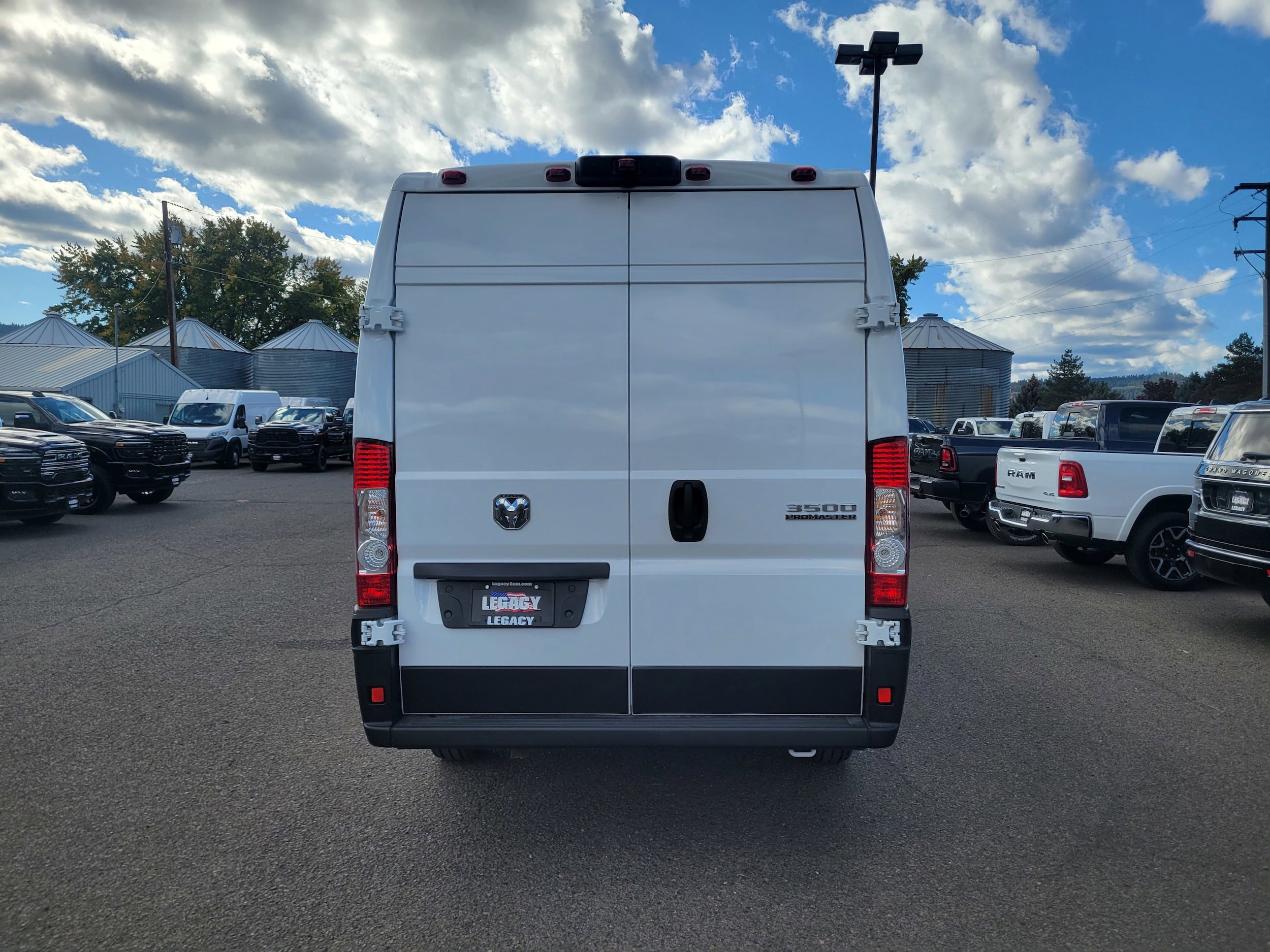 New 2026 RAM ProMaster 3500 w/ Convenience Group image 4