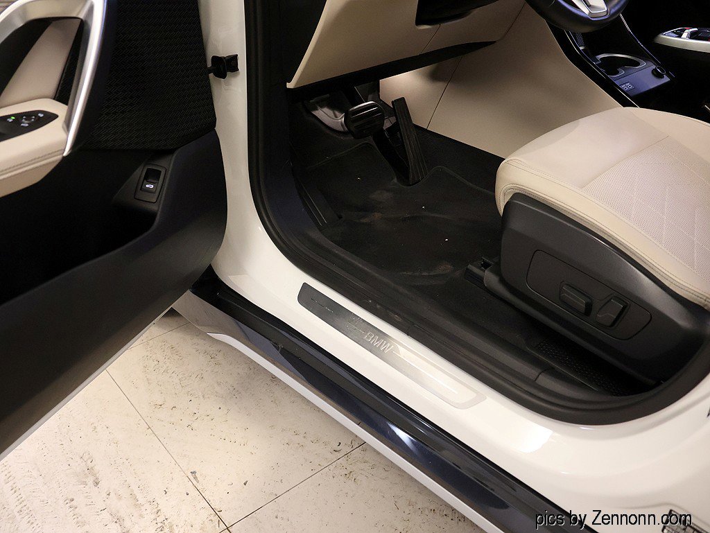 Certified 2023 BMW X1 xDrive28i w/ Premium Package image 27