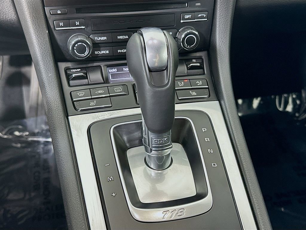 Used 2018 Porsche 718 Cayman RWD image 18