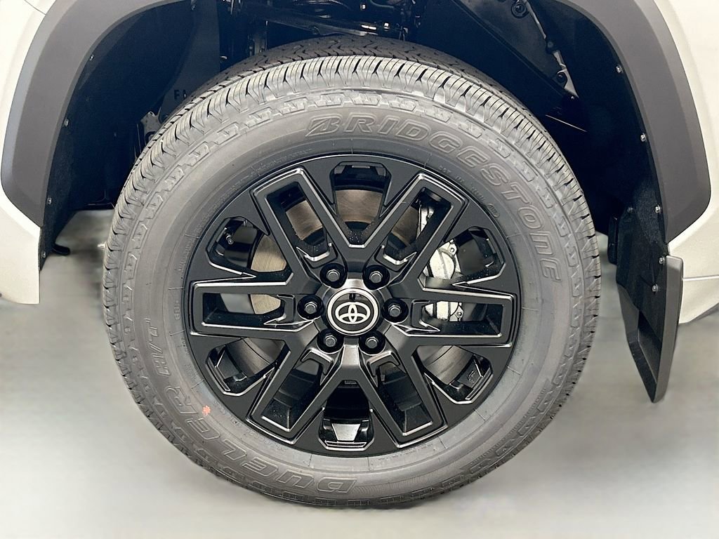 New 2026 Toyota Tundra SR5 image 9