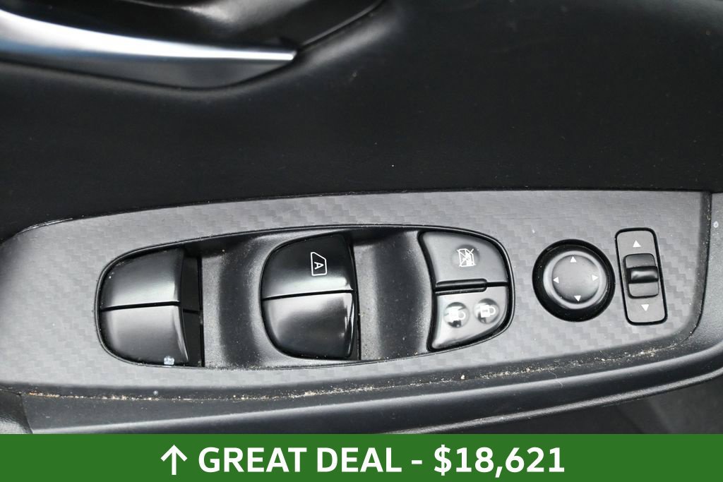 Used 2024 Nissan Sentra SV FWD image 17