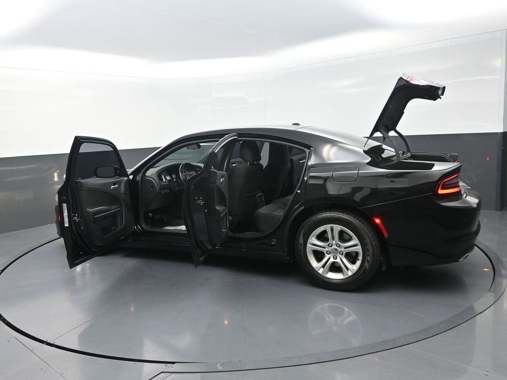 Used 2020 Dodge Charger SXT image 35