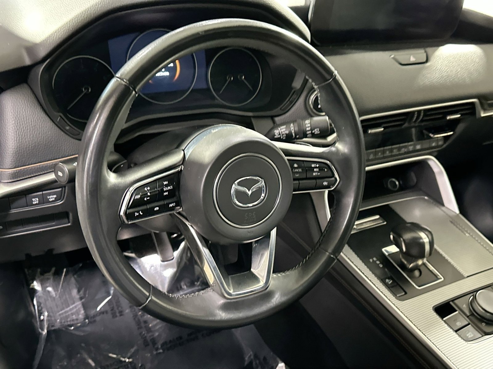 Used 2024 MAZDA CX-90 3.3 Turbo w/ Preferred Plus image 16