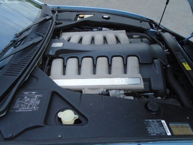 Used 2001 Aston Martin DB7 Vantage RWD image 18