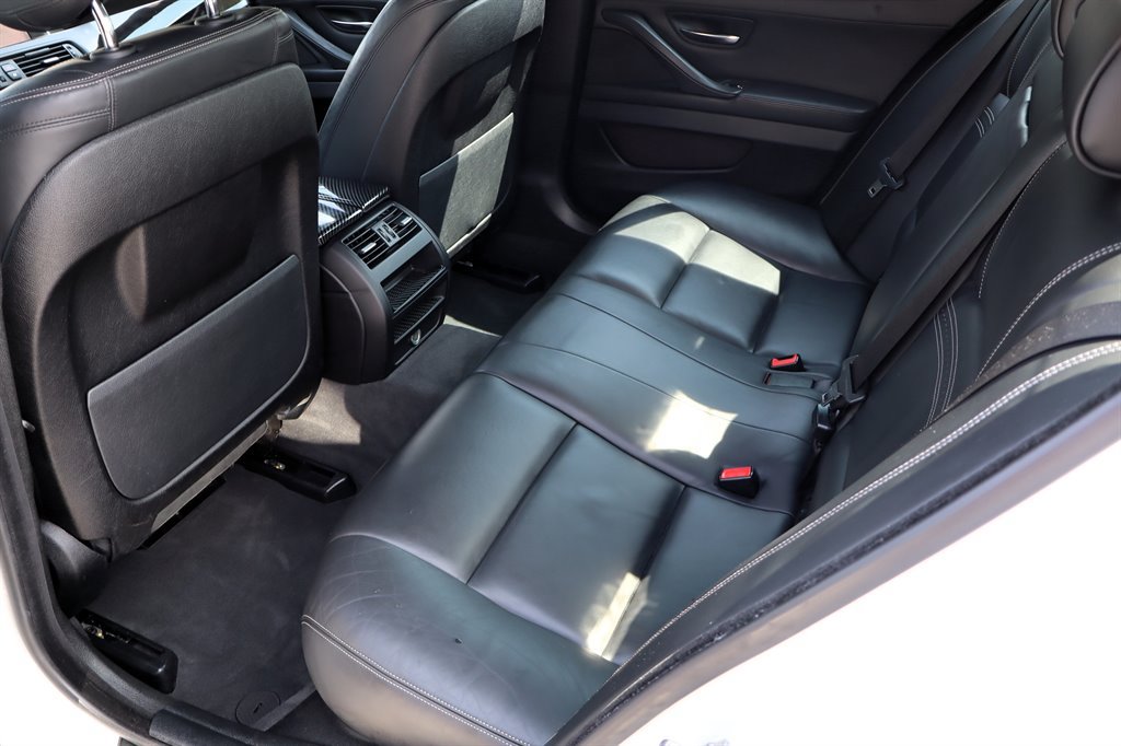 Used 2016 BMW 535i Sedan RWD image 23