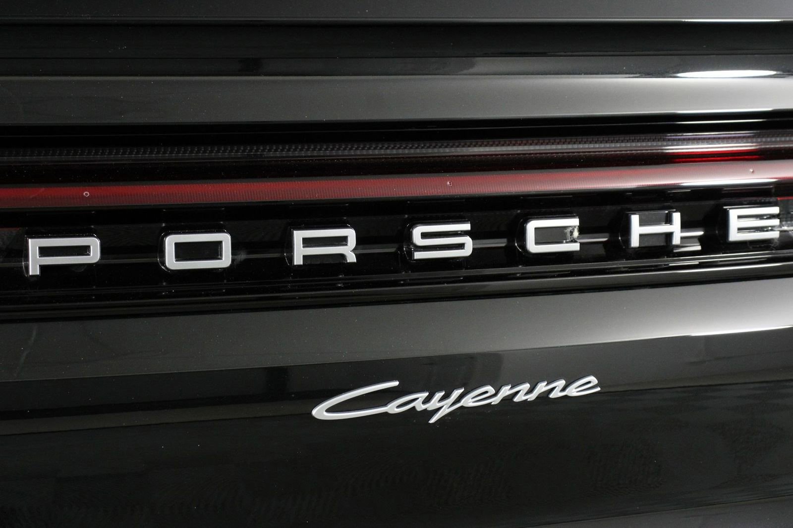 Certified 2025 Porsche Cayenne Coupe image 22