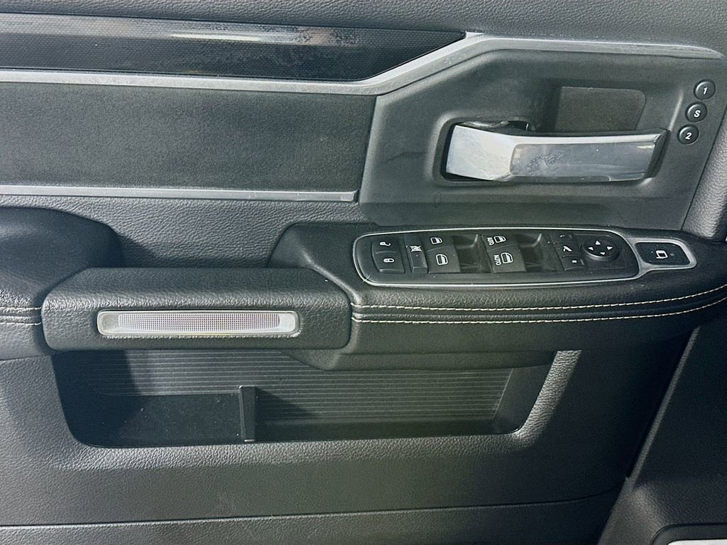 Used 2019 RAM 3500 Laramie image 25