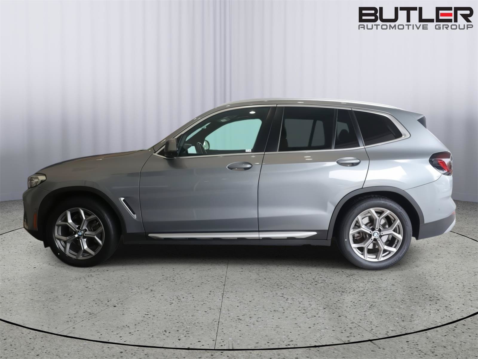 Certified 2024 BMW X3 sDrive30i w/ Convenience Package RWD image 4