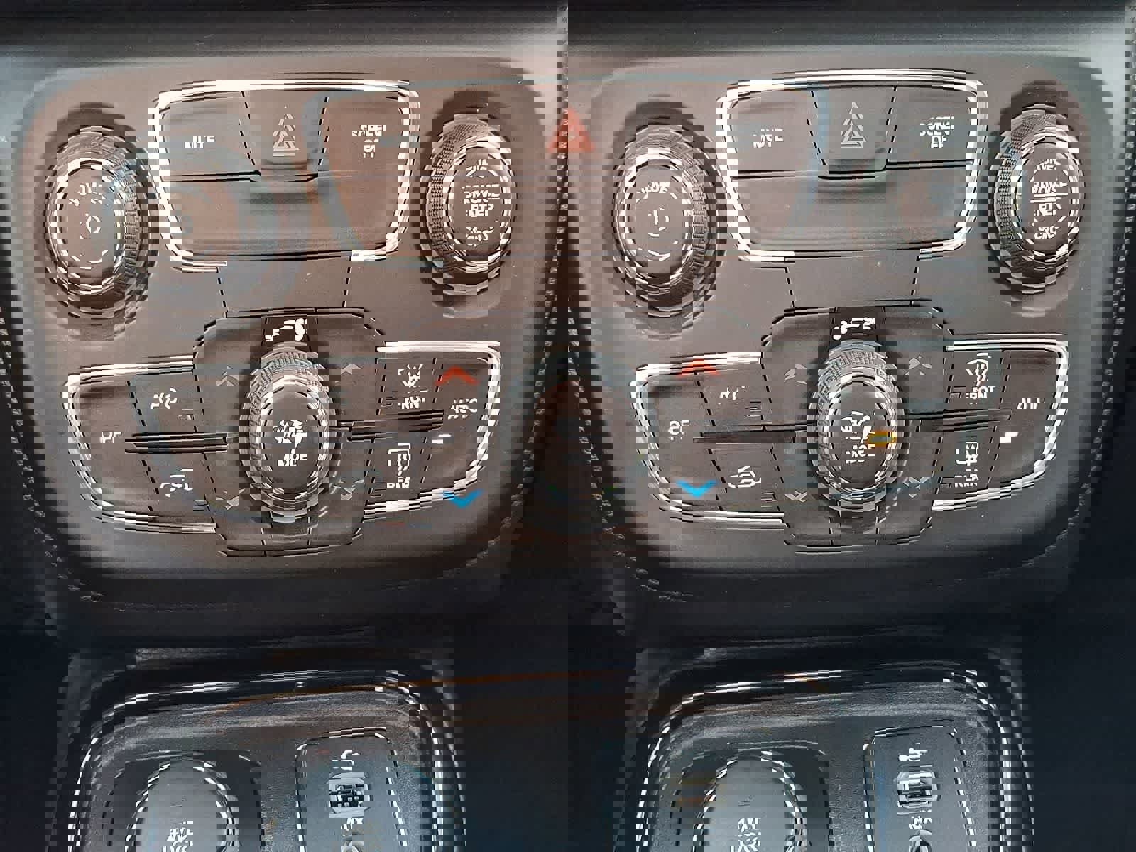 Used 2017 Jeep Compass Limited w/ Navigation Group image 16