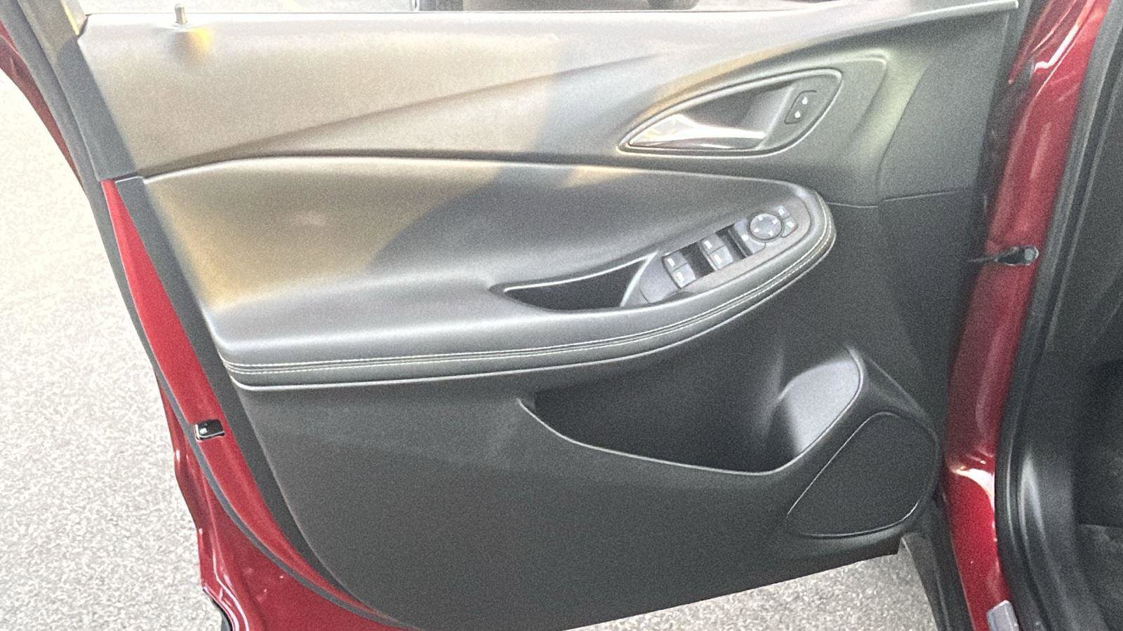 Certified 2023 Buick Encore GX Select w/ Safety Package II image 12