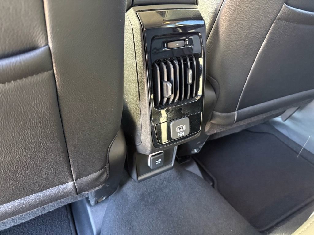 Used 2022 Jeep Compass Latitude image 32