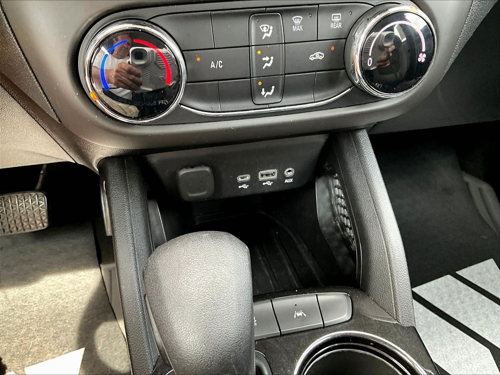 Used 2021 Chevrolet TrailBlazer LS FWD image 15