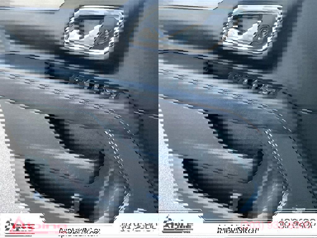 Used 2023 GMC Yukon XL AT4 w/ AT4 Premium Plus Package image 19