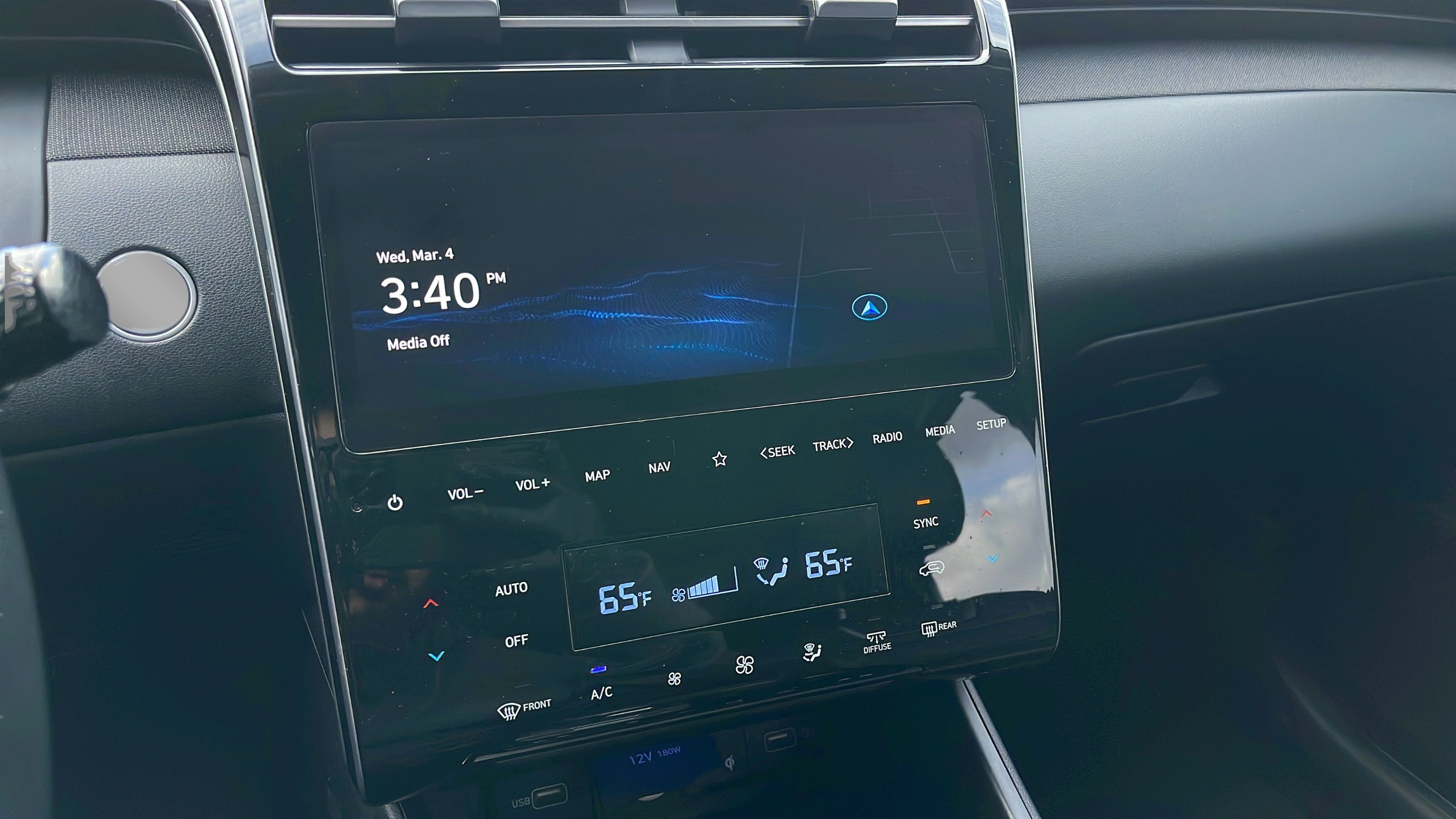 Used 2022 Hyundai Tucson Limited w/ Cargo Package image 16