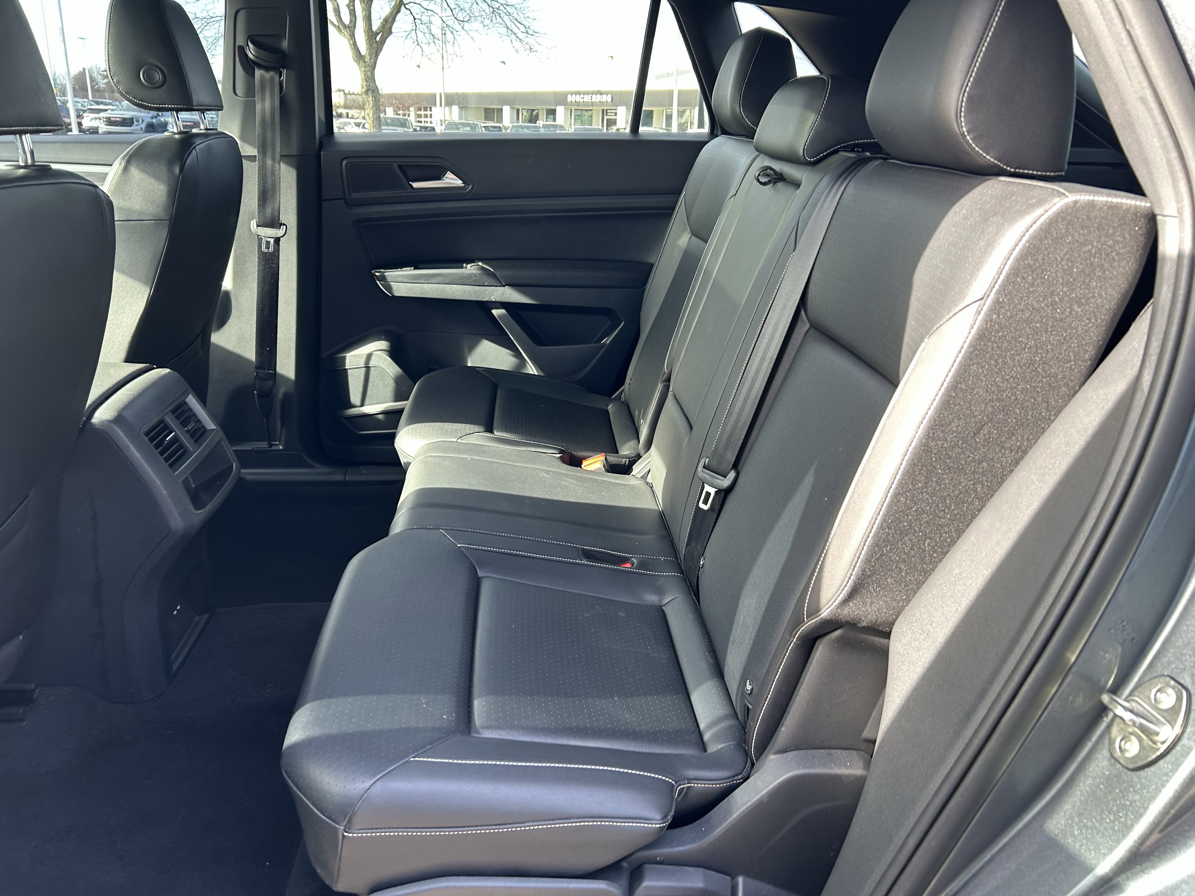 Used 2020 Volkswagen Atlas Cross Sport SE w/ Panoramic Sunroof Package AWD/4WD image 23