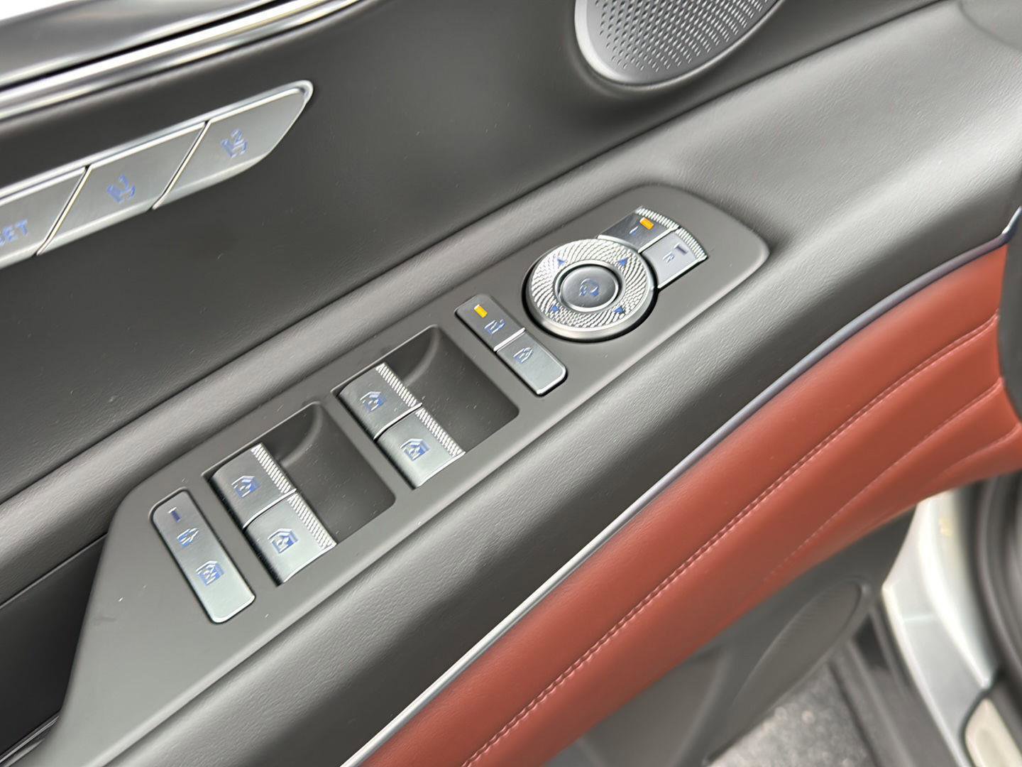 Used 2026 Genesis GV80 3.5T Prestige image 28