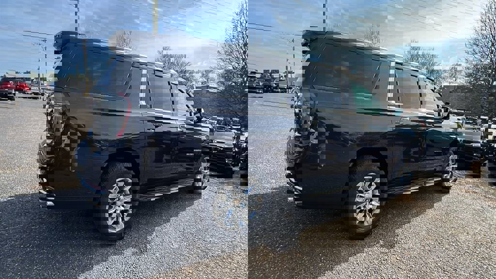 New 2026 Chevrolet Suburban Premier w/ Sun And Tow Package image 5