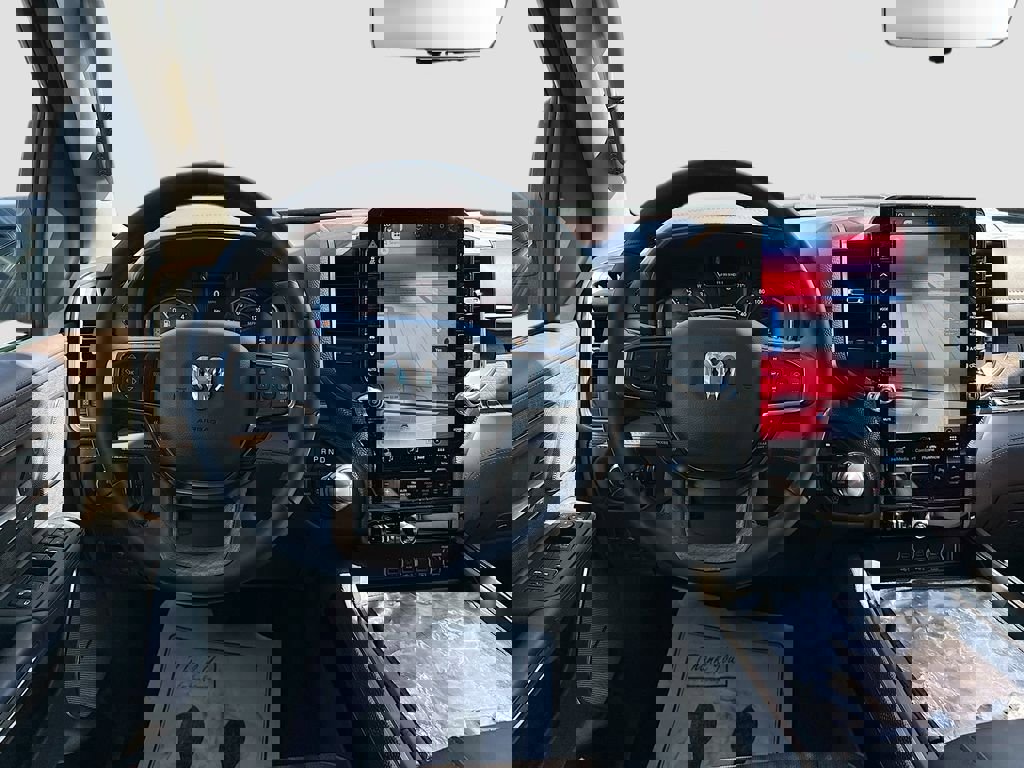 New 2025 RAM 1500 Limited image 31