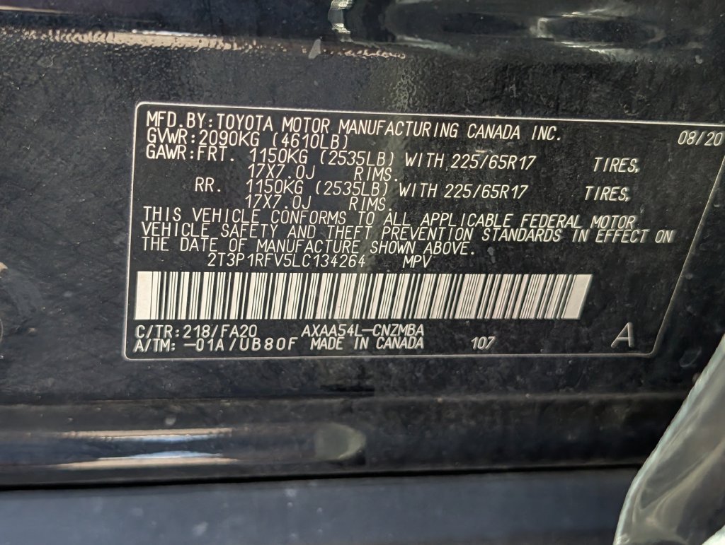 Used 2020 Toyota RAV4 XLE w/ XLE Grade Weather Package AWD/4WD image 36