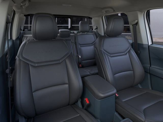 New 2025 Ford Maverick Lariat w/ Black Appearance Package image 10