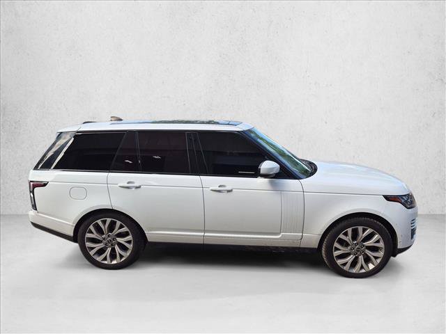 Used 2018 Land Rover Range Rover Supercharged AWD/4WD image 4