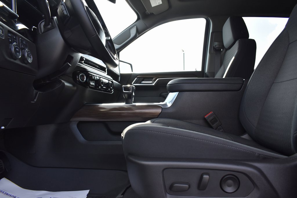 Certified 2025 Chevrolet Silverado 1500 RST image 8