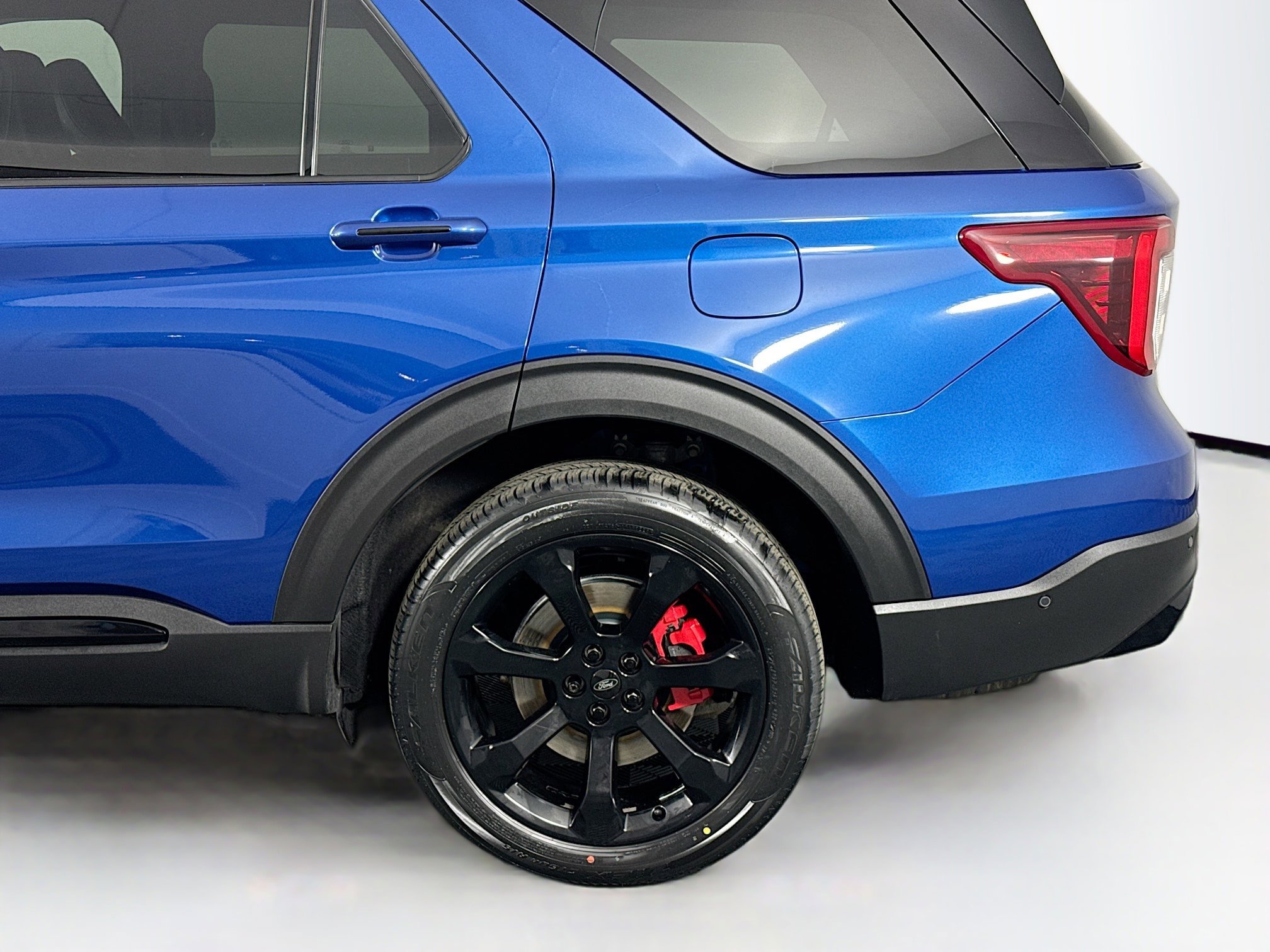 Used 2020 Ford Explorer ST w/ ST Street Pack AWD/4WD image 42