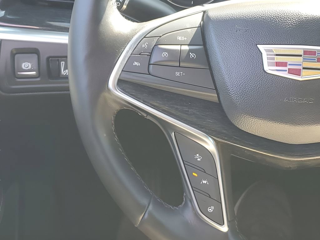 Used 2023 Cadillac XT5 Premium Luxury image 36