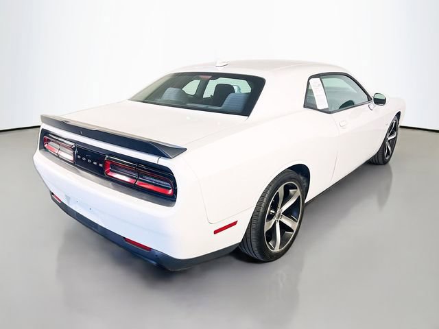 Used 2018 Dodge Challenger R/T image 8
