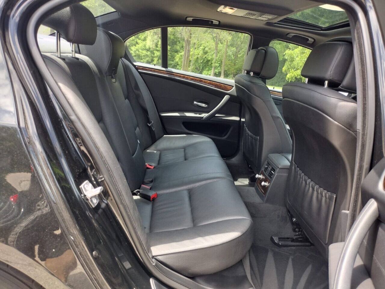 Used 2010 BMW 535i Sedan w/ Premium Pkg RWD image 15