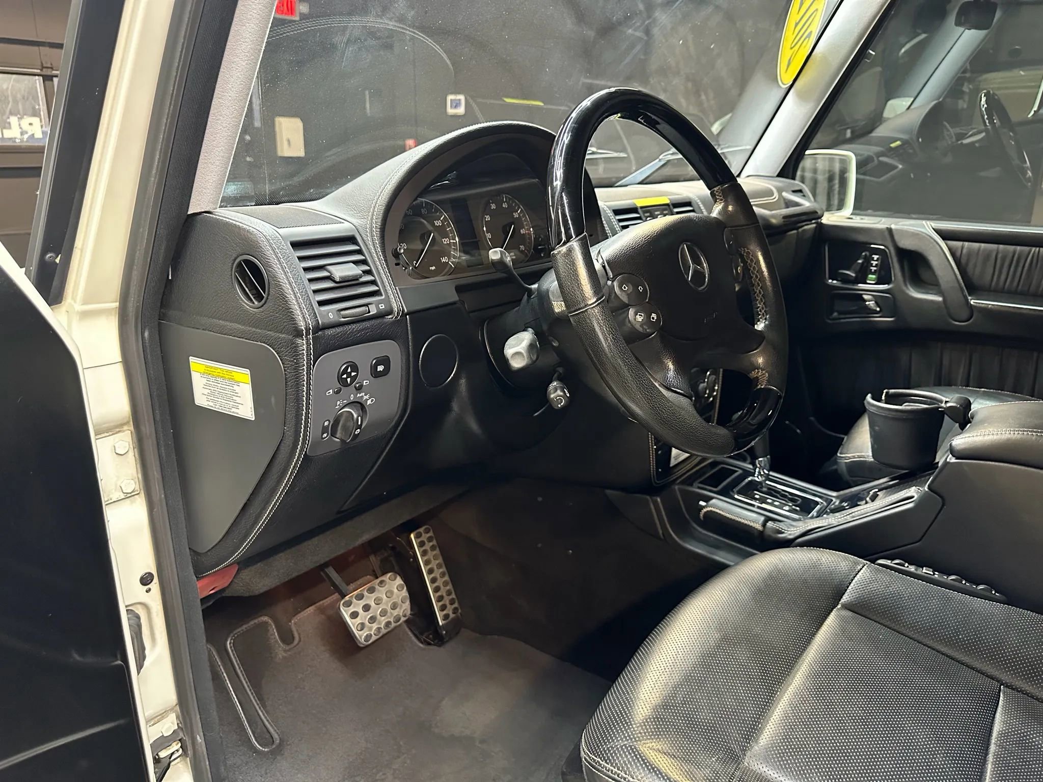 Used 2012 Mercedes-Benz G 550 image 10