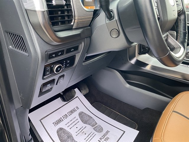 Certified 2023 Ford F150 Platinum w/ Equipment Group 701A High image 27