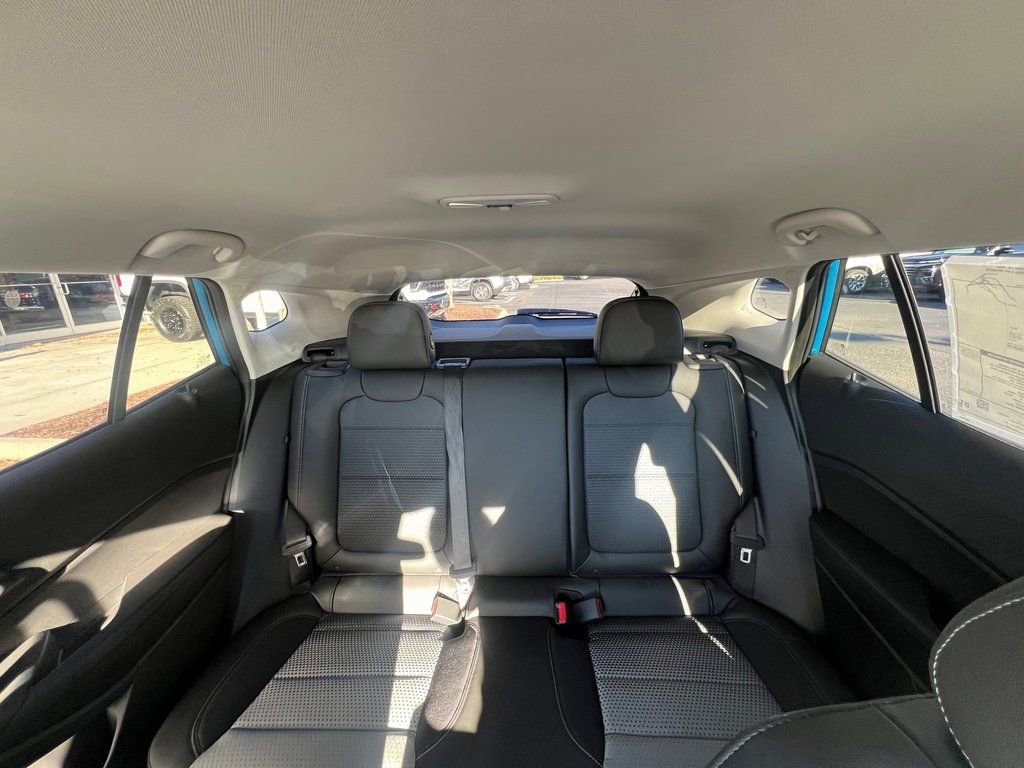 New 2026 Chevrolet Trax LT w/ Driver Confidence Package FWD image 14