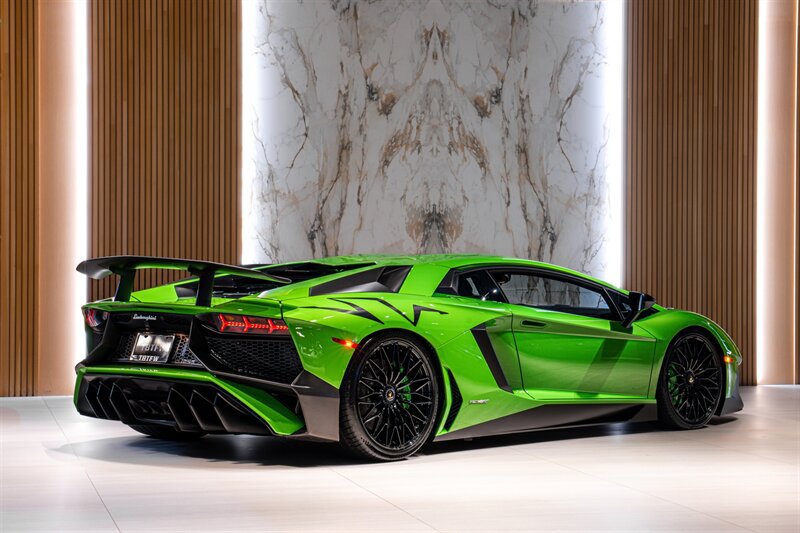 Used 2016 Lamborghini Aventador LP 750-4 Superveloce AWD/4WD image 5